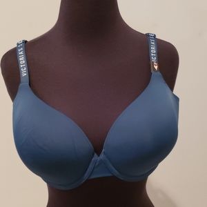 Victoria's Secret T-shirt bra lght patted Teal 38D